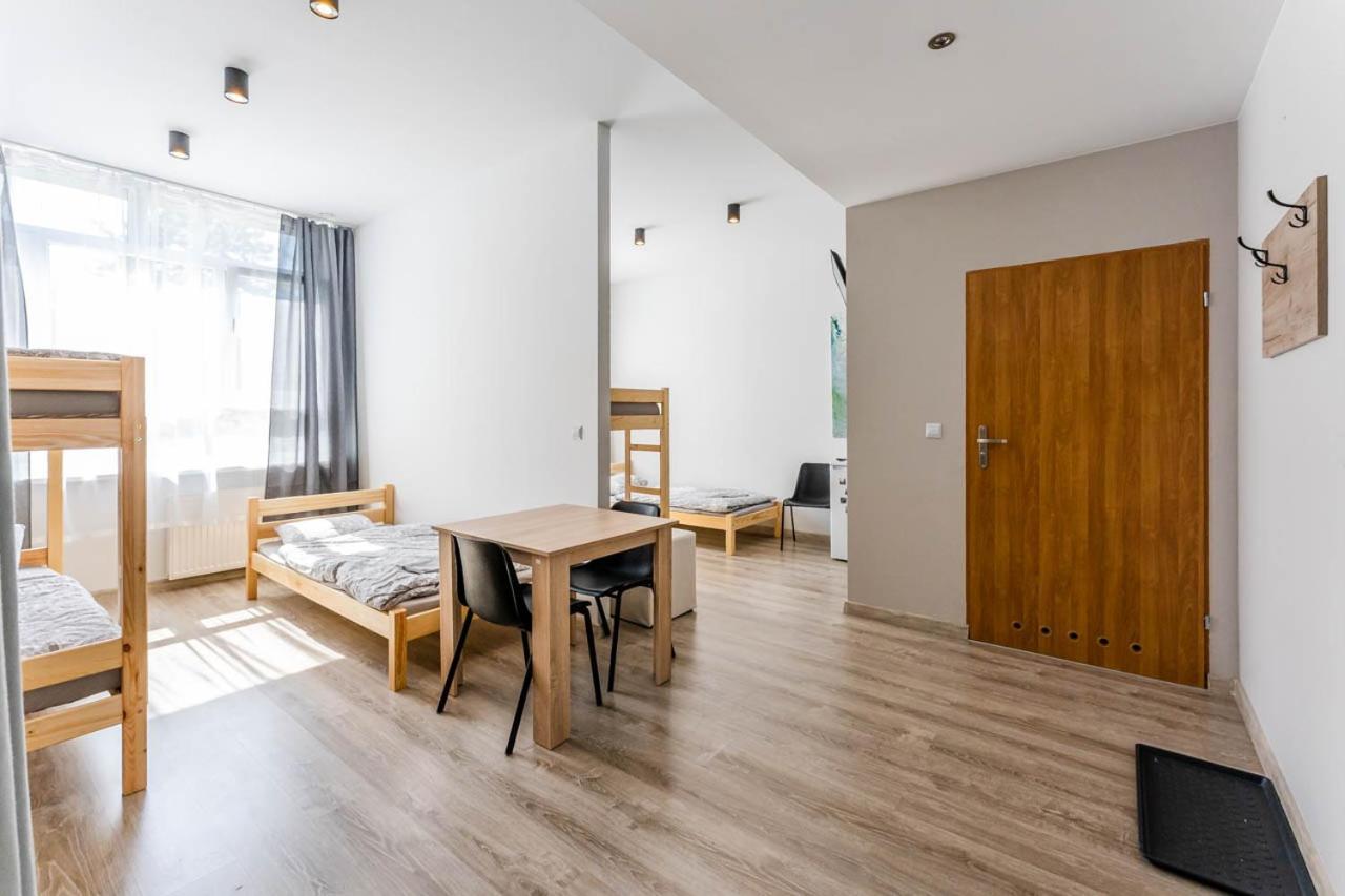 Hostel Polnocna 61 ソスノヴィエツ エクステリア 写真