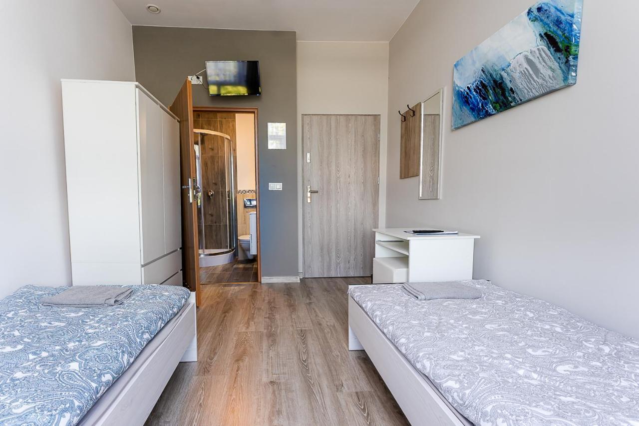 Hostel Polnocna 61 ソスノヴィエツ エクステリア 写真
