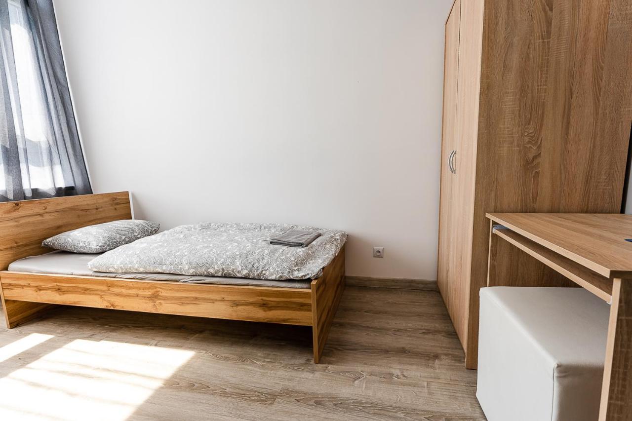 Hostel Polnocna 61 ソスノヴィエツ エクステリア 写真