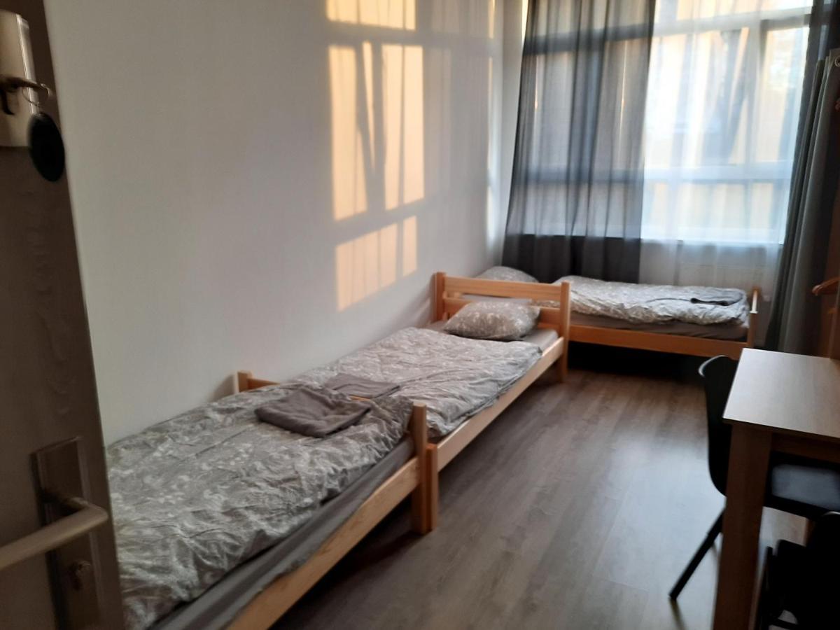 Hostel Polnocna 61 ソスノヴィエツ エクステリア 写真